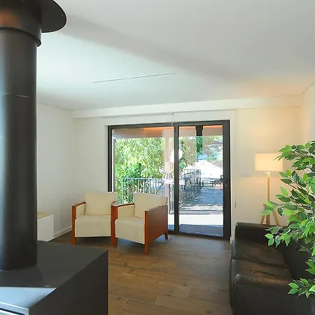 מלון דירות Douroxisto 4*