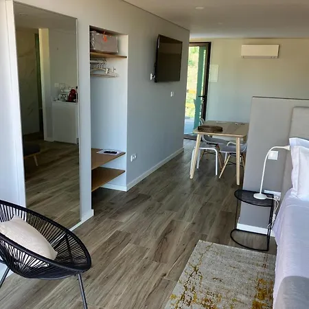 アパートホテル Douroxisto ペーゾ・ダ・レーグア