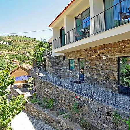 Douroxisto Aparthotel 4*